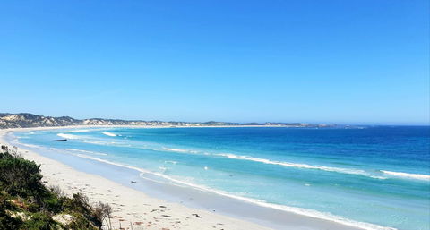 Rocks Retreat House With Sea Views - Accommodation Port Hedland 7