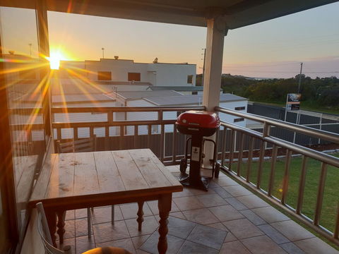 Rocks Retreat House With Sea Views - Accommodation Port Hedland 13