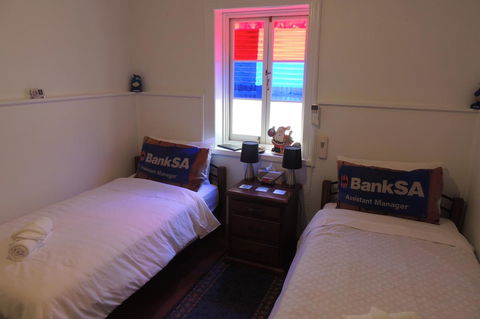 Wozza's B&B - Accommodation Port Hedland 10