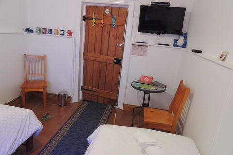 Wozza's B&B - Accommodation Port Hedland 11