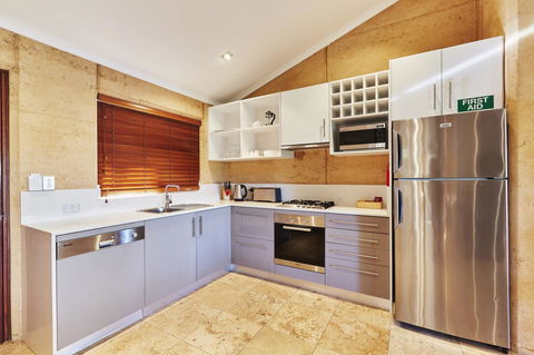 Eight Willows Retreat - Accommodation Port Hedland 2