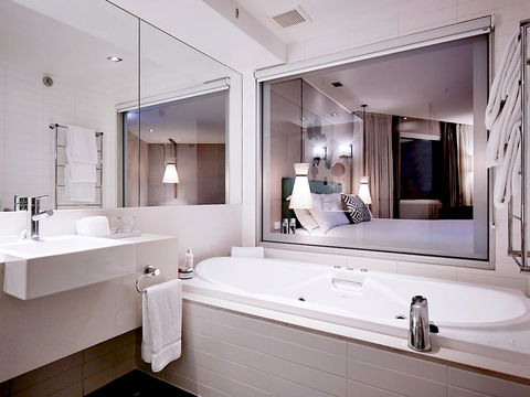 Crown Promenade Perth - Accommodation Port Hedland 4