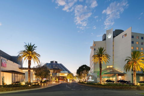 Crown Promenade Perth - Accommodation Port Hedland 11