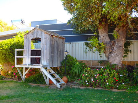 Lazy Lobster Holiday Units & Chalets - Accommodation Port Hedland 21