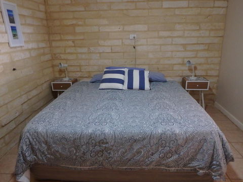Lazy Lobster Holiday Units & Chalets - Accommodation Port Hedland 11