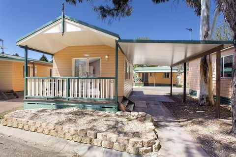 Armidale Tourist Park - Accommodation Port Hedland 18