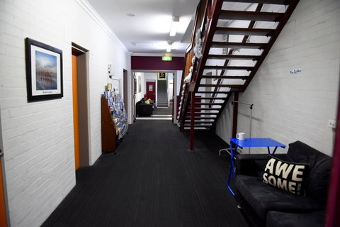 The Emperors Crown Hostel - Accommodation Port Hedland 22