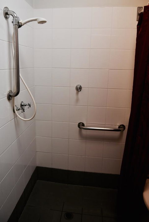 The Emperors Crown Hostel - Accommodation Port Hedland 37