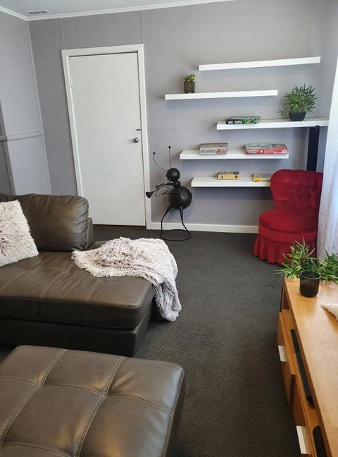 Just Chillin - Accommodation Port Hedland 9