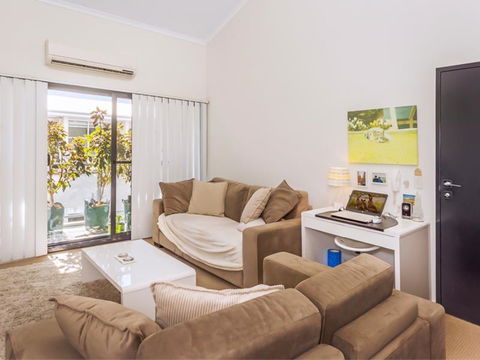 Home Apartment - Perth City Centre - Free WiFi - Accommodation Port Hedland 0