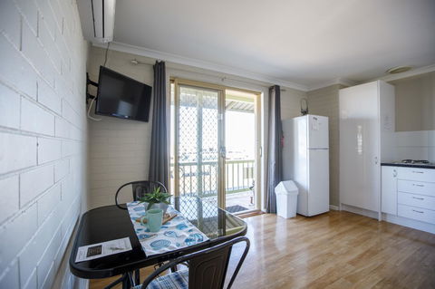 Shark Bay Seafront Apartments - Accommodation Port Hedland 23