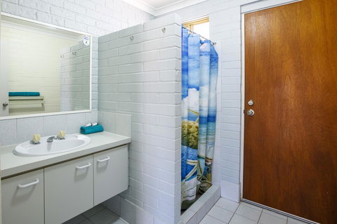 Shark Bay Seafront Apartments - Accommodation Port Hedland 10