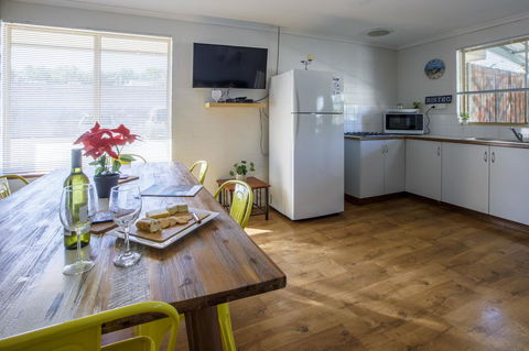Shark Bay Seafront Apartments - Accommodation Port Hedland 37