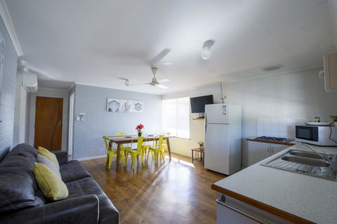 Shark Bay Seafront Apartments - Accommodation Port Hedland 39