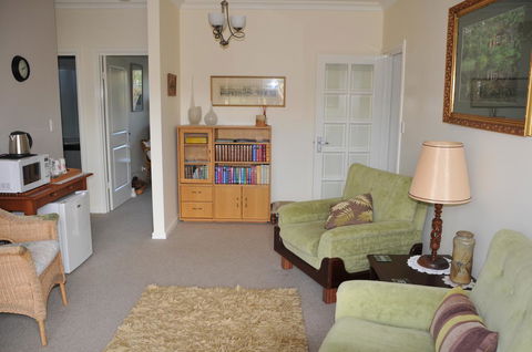 Glenelg On King Bed & Breakfast - Accommodation Port Hedland 20