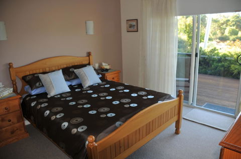 Glenelg On King Bed & Breakfast - Accommodation Port Hedland 24