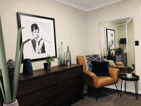 West Beach Lagoon 220 Stylish And Cozy - Accommodation Port Hedland 12