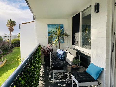 West Beach Lagoon 220 Stylish And Cozy - Accommodation Port Hedland 7