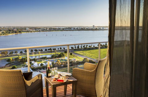 Fraser Suites Perth - Accommodation Port Hedland 1