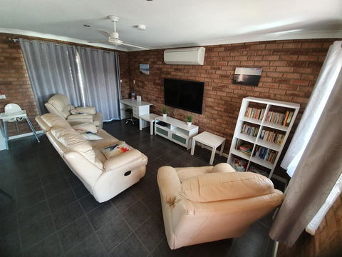 Ocean Beach Chalet 18 - Accommodation Port Hedland 4