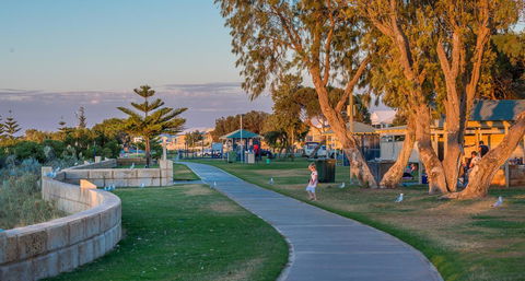 Ocean Beach Chalet 18 - Accommodation Port Hedland 30