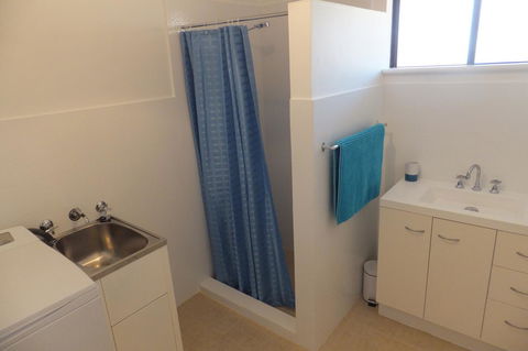 Ocean Beach Chalet 18 - Accommodation Port Hedland 18