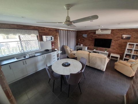 Ocean Beach Chalet 18 - Accommodation Port Hedland 3