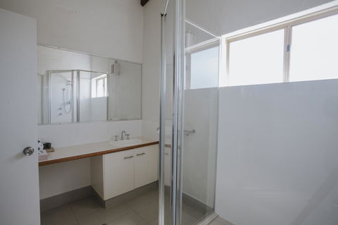 Canal Rocks Beachfront Apartments - Accommodation Port Hedland 13