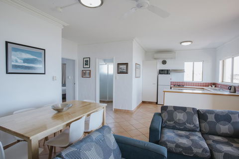 Canal Rocks Beachfront Apartments - Accommodation Port Hedland 5