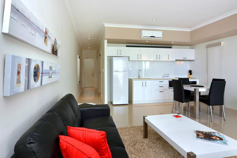 Bunbury Seaview Apartments - Accommodation Port Hedland 6