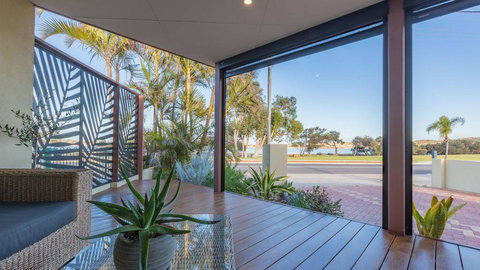 Starboard Views Kalbarri - River Front Apartment - Accommodation Port Hedland 1