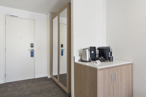 Metro Hotel Perth - Accommodation Port Hedland 1