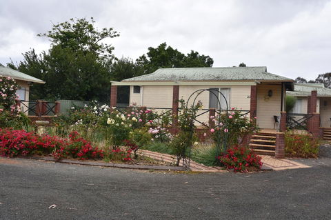 Mount Barker Valley Views Motel & Chalets, Western Australia - Accommodation Port Hedland 31