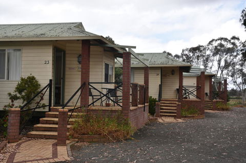 Mount Barker Valley Views Motel & Chalets, Western Australia - Accommodation Port Hedland 16