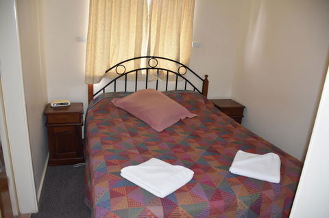 Mount Barker Valley Views Motel & Chalets, Western Australia - Accommodation Port Hedland 37