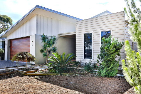 Calming Waters - Pet Friendly - Community Pool - Accommodation Port Hedland 37