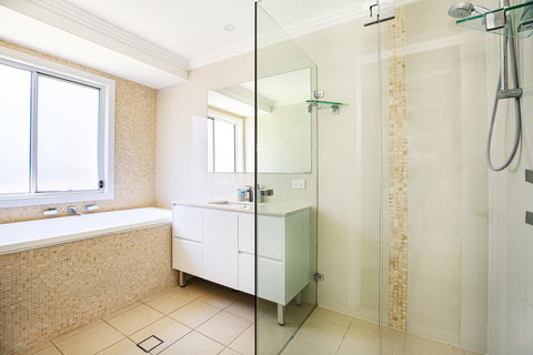 Calming Waters - Pet Friendly - Community Pool - Accommodation Port Hedland 23