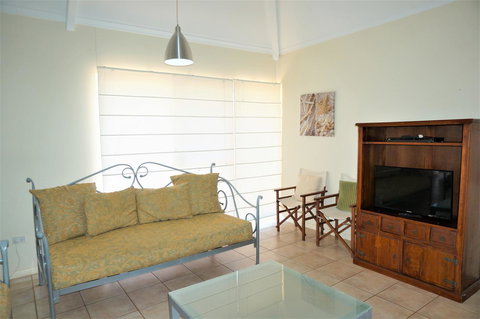 Osprey Holiday Village Unit 110 - Accommodation Port Hedland 6