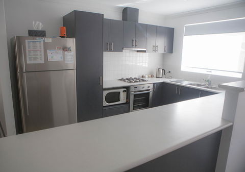 FortyTwo - Oceanside Retreat Busselton - Accommodation Port Hedland 42