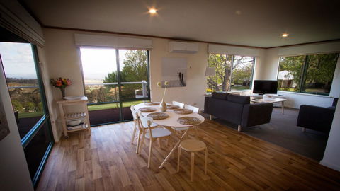 Karri Mia Chalets And Studios - Accommodation Port Hedland 8