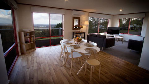 Karri Mia Chalets And Studios - Accommodation Port Hedland 4