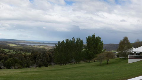 Karri Mia Chalets And Studios - Accommodation Port Hedland 5