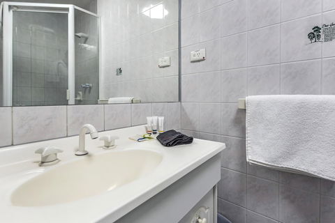 Comfort Inn & Suites Goodearth Perth - Accommodation Port Hedland 5