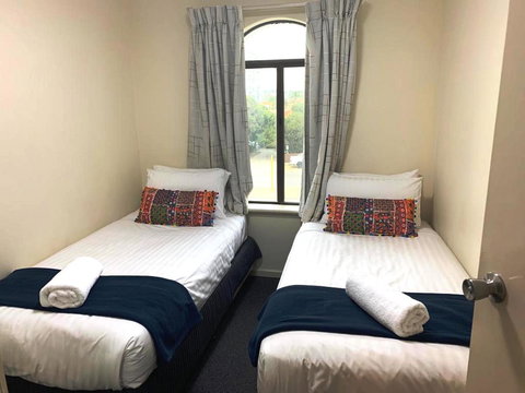 West Beach Lagoon 123 - Location & Views!!! - Accommodation Port Hedland 4