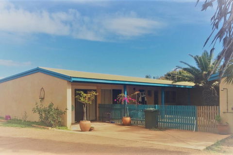 Surf Shack - Accommodation Port Hedland 3