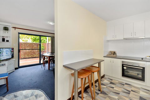 Dolphin Lodge Albany - Self Contained Apartments At Middleton Beach - Accommodation Port Hedland 8