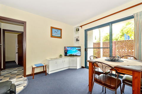 Dolphin Lodge Albany - Self Contained Apartments At Middleton Beach - Accommodation Port Hedland 27