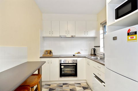 Dolphin Lodge Albany - Self Contained Apartments At Middleton Beach - Accommodation Port Hedland 9