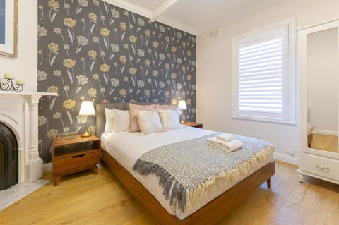 Heritage Townhouse Near Harbour Bridge - Accommodation Port Hedland 36