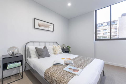 Inner City Stylish Apt Walk To Green Square - Accommodation Port Hedland 5